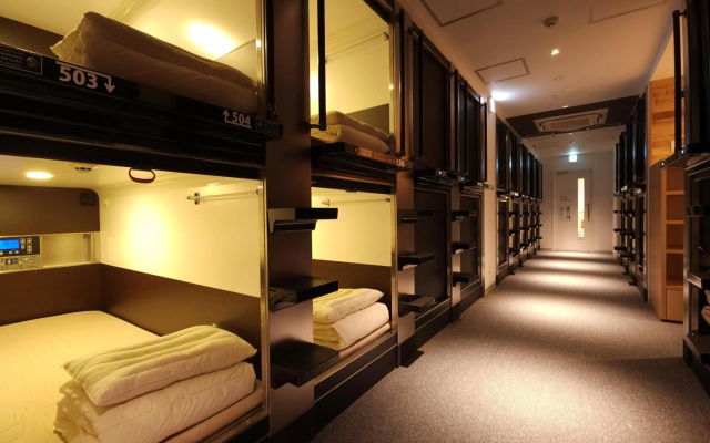 Acro Capsule Hotel Namba Dotonbori – Guest Rooms – Osaka
