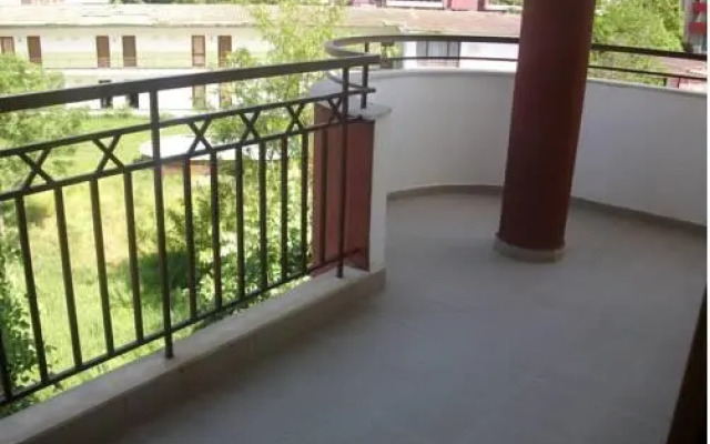 Ashton Hall Apartment