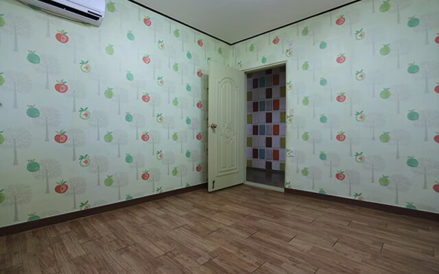 Taean Albatross Pension