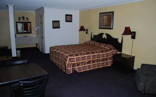Travel Plaza Inn