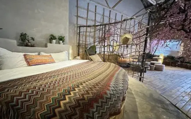 Yinyi Water Town Hostel