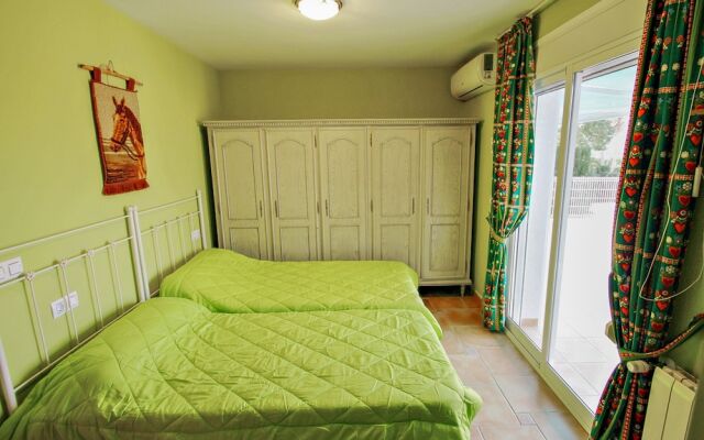 Gema - Pretty Holiday Home in Calpe