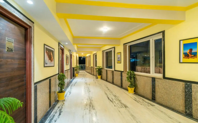 The Hosteller Rishikesh, Ganges