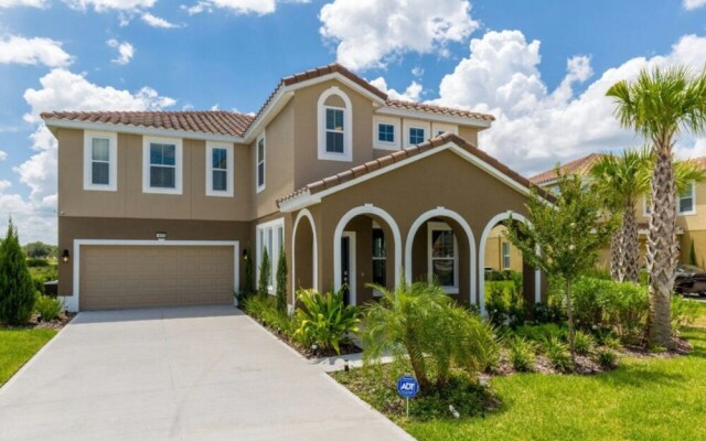 Solterra - 4103 Oaktree Drive