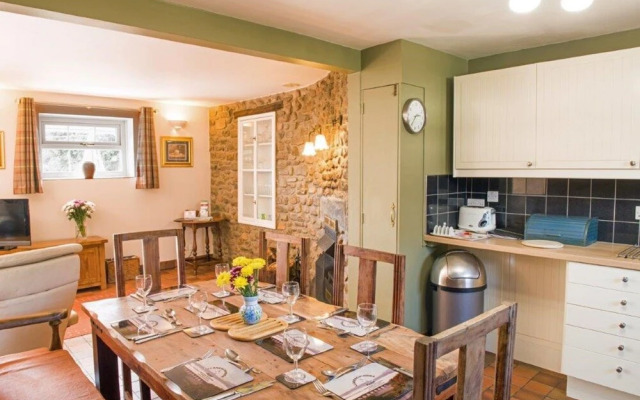 Llanerchindda Farm Guest House