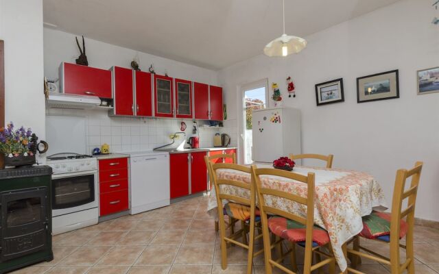 Apartments Mladenka