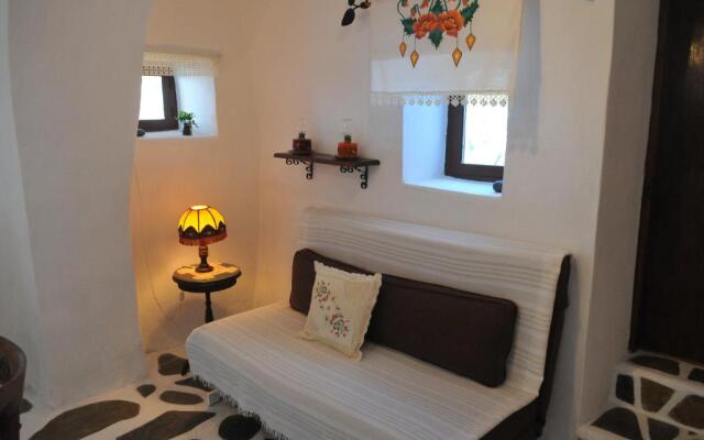 «Astrofeggia» A private stone house Nature-Seaview