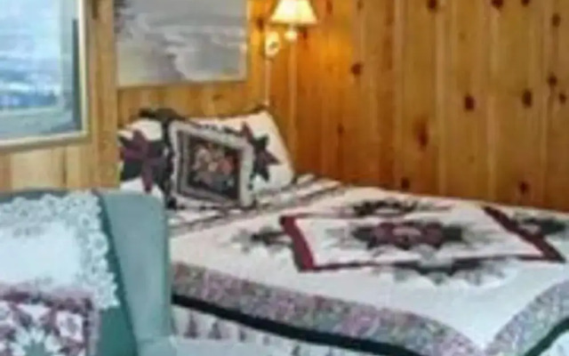 Breyhouse B&B Inn