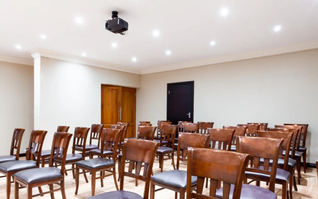 InnJoy Boutique Hotel