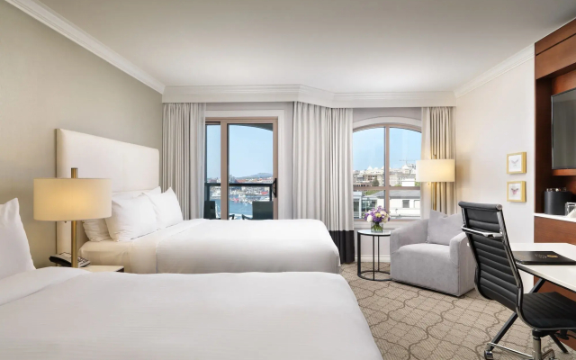 Hotel Grand Pacific