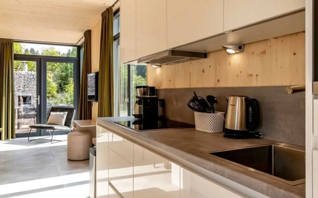 Modern Holiday Home With hot tub in Winterberg