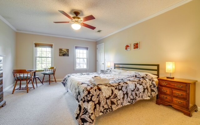 Pet-friendly Franklin Home ~ 21 Mi to Nashville!