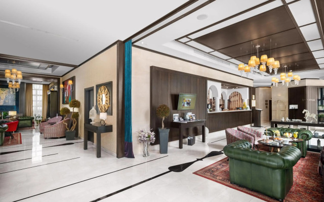 Epoque Hotel