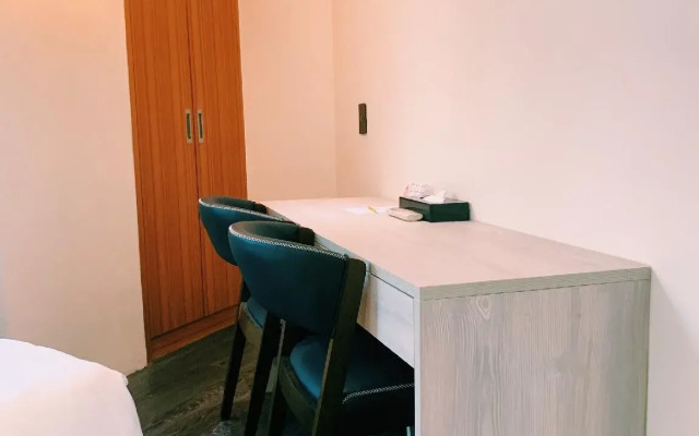 Raise Hotel Taichung