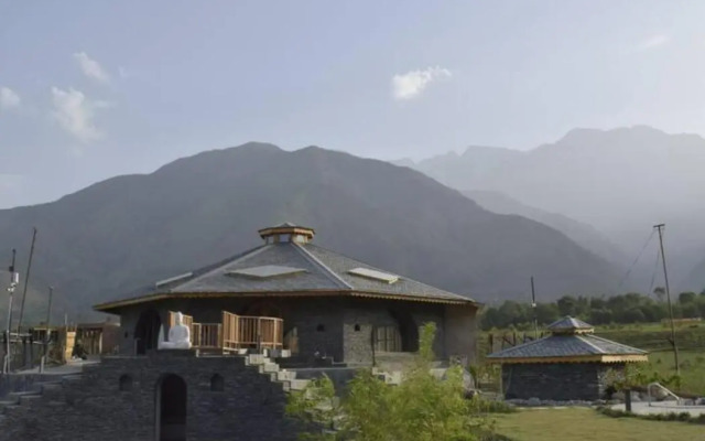 Osho Himalayas