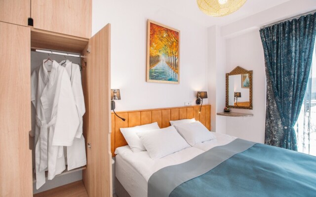 33 Spring Apartment