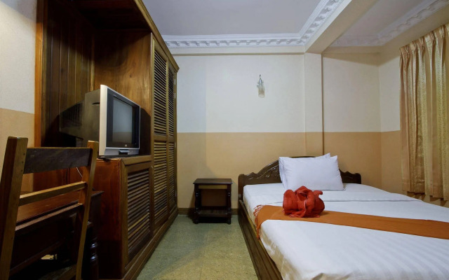 Adan World Hostel