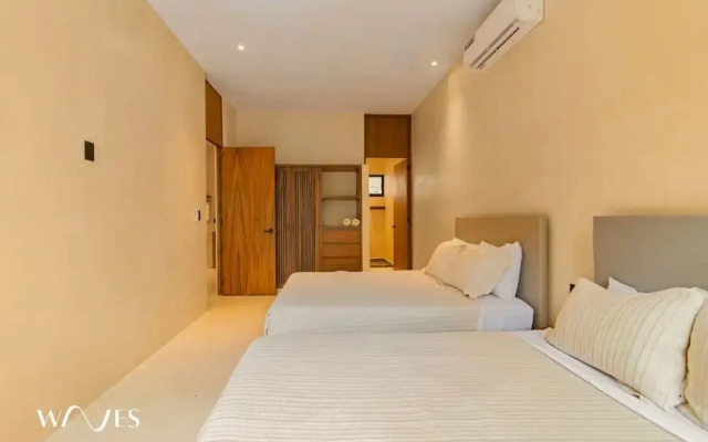 Spacious 3 Br w Private Pool Exclusive Gym