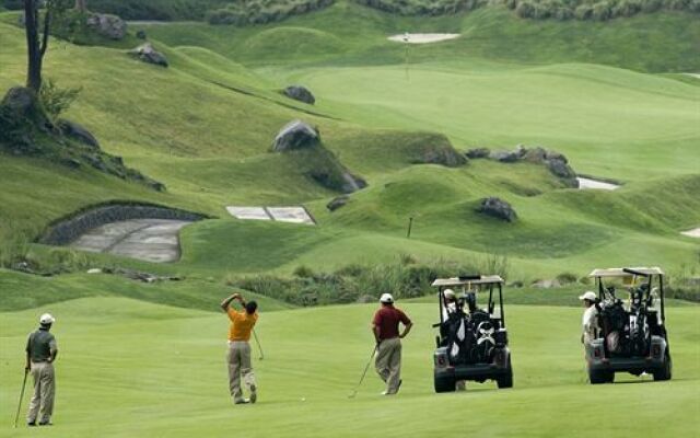 La Reunion Golf Resort & Residences