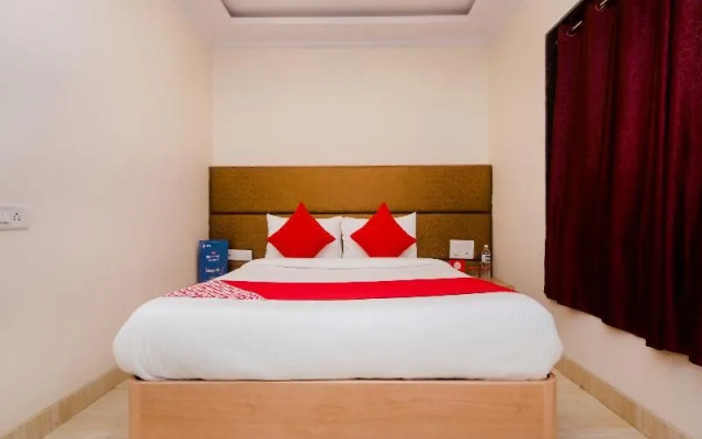 Nest Inn By OYO Rooms