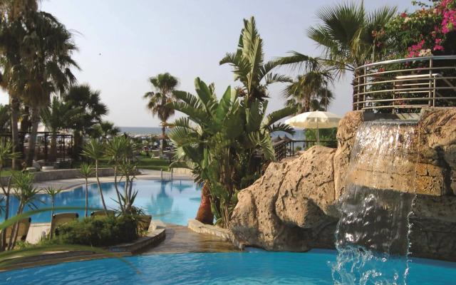 Lordos Beach Hotel & Spa
