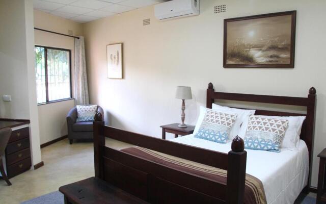 River Bird Guest House