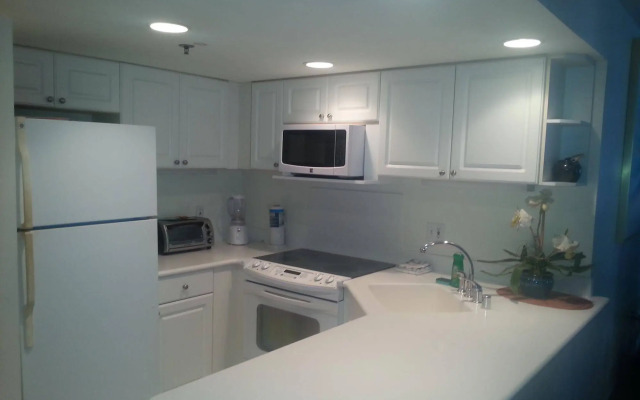 Ilikai Hotel by Hello Relaxation