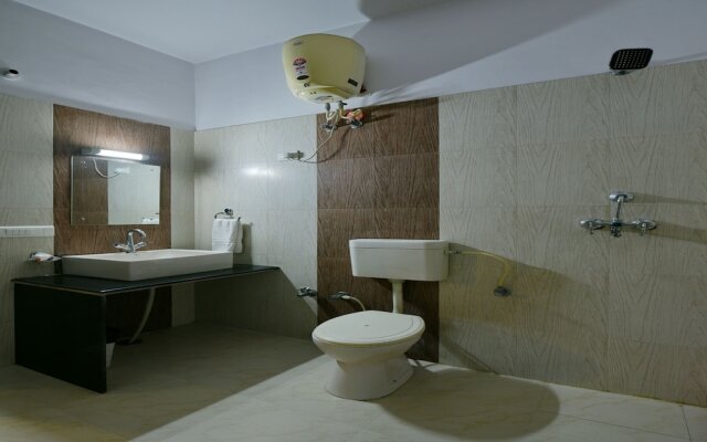 OYO 11754 Hotel Classic 7