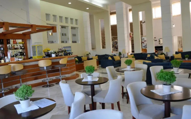 Marmari Bay Hotel