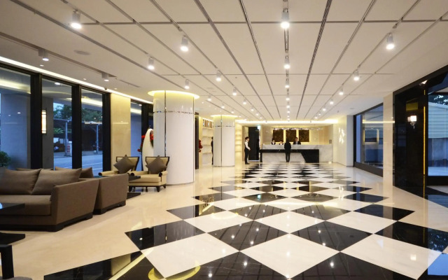 Shiny Ocean Hotel