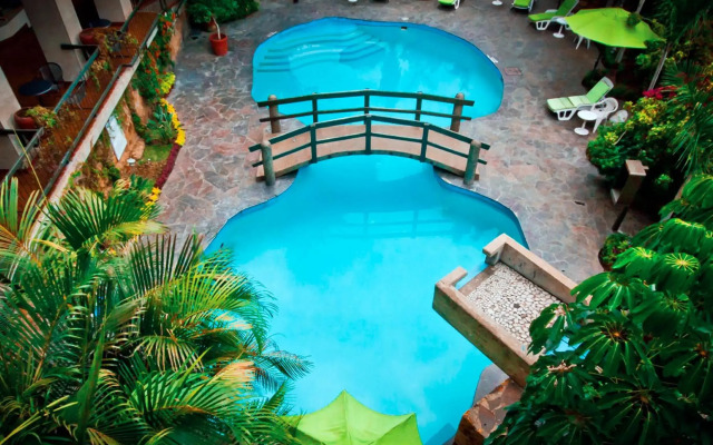 Hotel Fortin Plaza