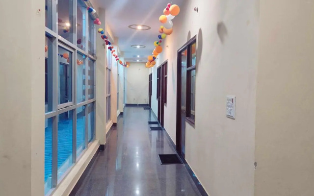 Pop Hotel Brijwasi Inn