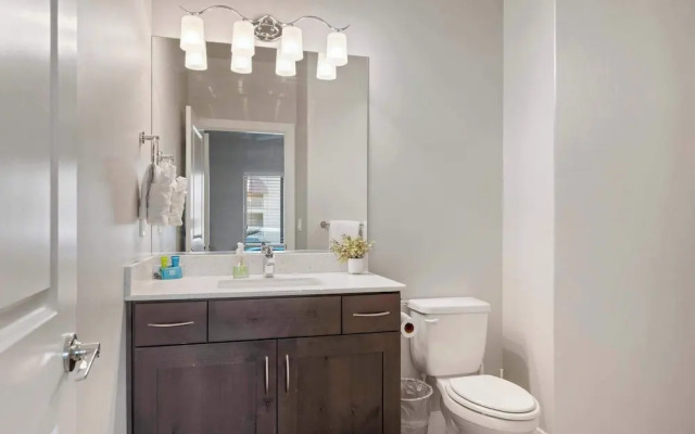 Walking on Sunshine Ground Level