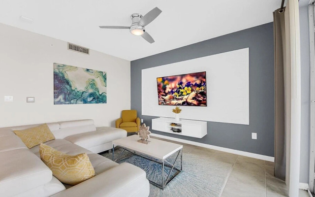 3111 Paradox Circle Unit 202