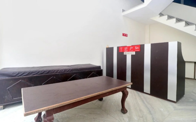 OYO 19355 Blessing Guest House
