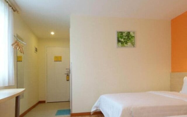Ranz Hotel