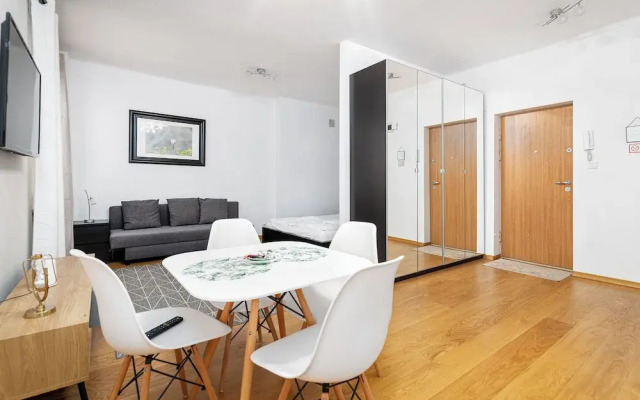 RentPlanet - Apartament Chmielna