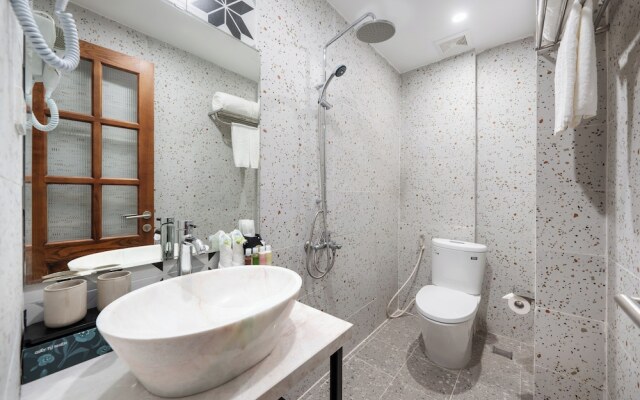 Le Parfum Apartment And Hotel