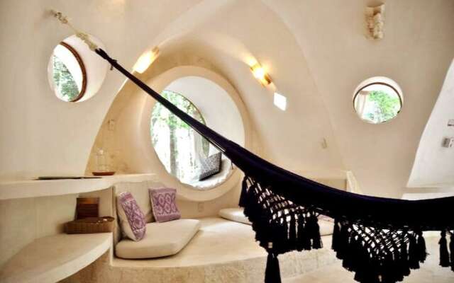 Room-unique Jungle Dome Kaa