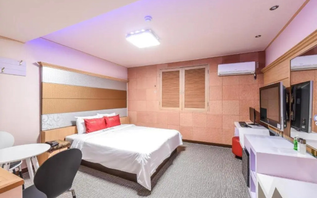 Jeonju Sanjeongdong Prague Motel