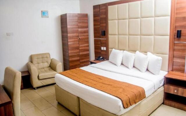 Presken Hotel @ International Airport RD
