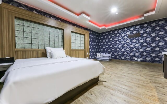 Jecheon Urban Brown Hotel