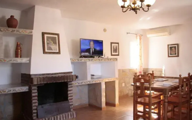 Villa EDU Canovas