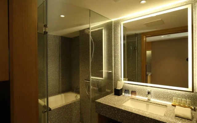 Rich Garden Hotel