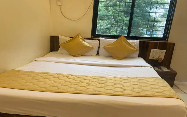 Hotel Garden Park - Near Trade Centre, Visa Consulate