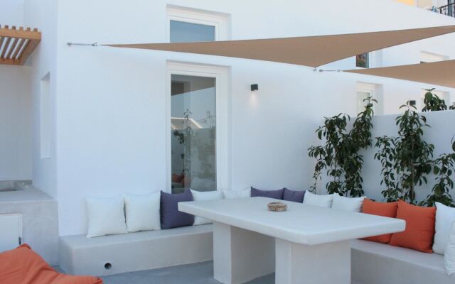 Thiro Villas Santorini