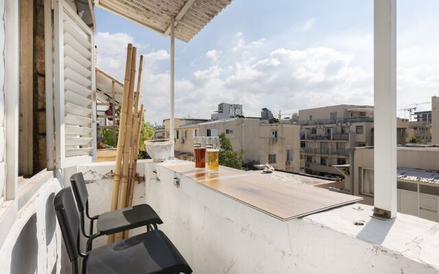 Artistic Downtown Vibe Apt in Florentin