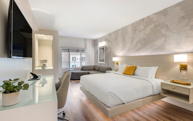 Cambria Hotel Calabasas - Malibu