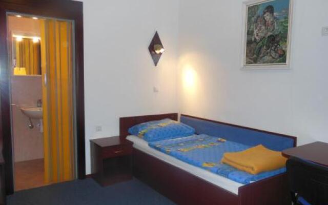 Bed and Breakfast Pri Belokranjcu