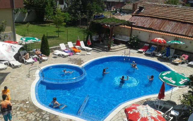 Saint George Family Hotel